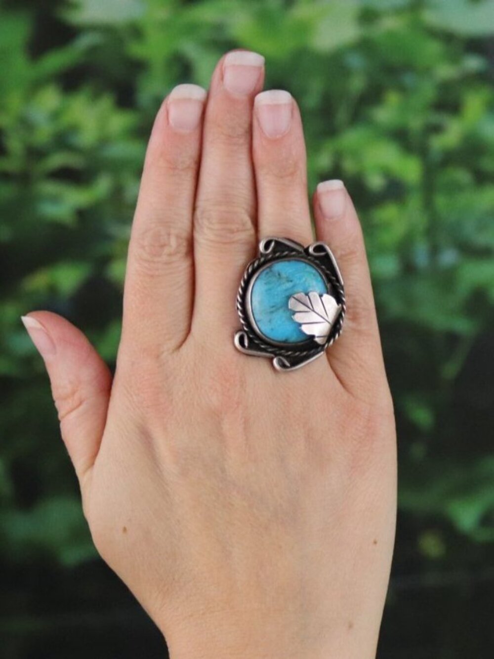 Sterling Silver Natural Round Turquoise Leaf Design Ring Size 7 - Picture 2 of 6